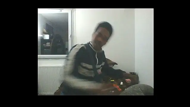 Snapshot of POPAYE972 chatting on March 14, 5:05 am POPAYE972 online show from March 14, 5:05 am