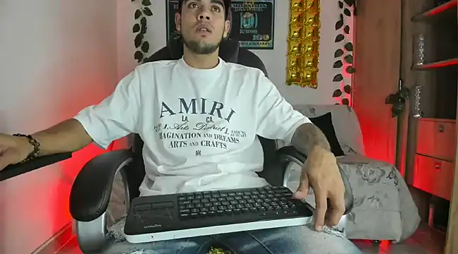 mikee scooth online show from January 7, 3:26 am