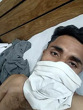 vkhotboy143 online show from November 20, 5:45 pm