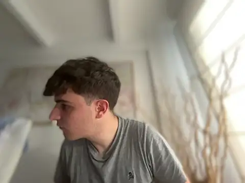 Snapshot of Pablogn24 chatting on January 21, 5:38 pm Pablogn24 online show from January 21, 5:38 pm