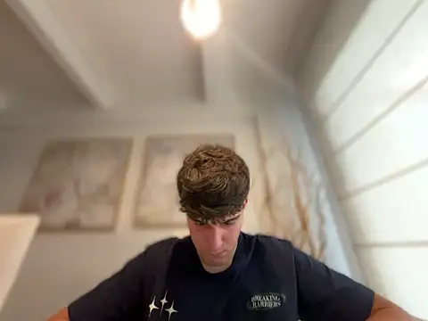 Snapshot of Pablogn24 chatting on January 28, 5:24 pm Pablogn24 online show from January 28, 5:24 pm