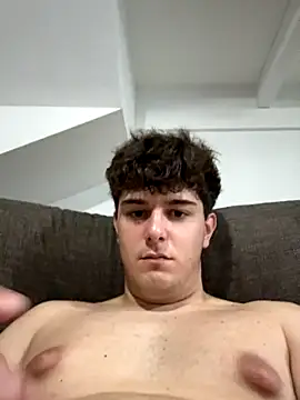 Snapshot of Pablogn24 chatting on September 19, 7:02 pm Pablogn24 online show from September 19, 7:02 pm