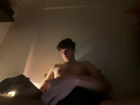 Snapshot of Pablogn24 chatting on December 27, 3:53 am Pablogn24 online show from December 27, 3:53 am