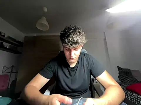 Snapshot of Pablogn24 chatting on September 18, 6:21 pm Pablogn24 online show from September 18, 6:21 pm