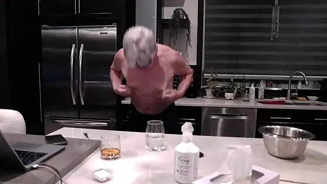 Toy-Daddy online show from September 28, 11:14 pm