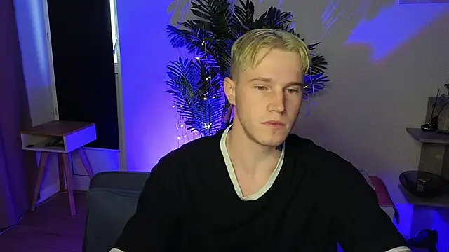 Kyle wooo online show from January 16, 6:46 am