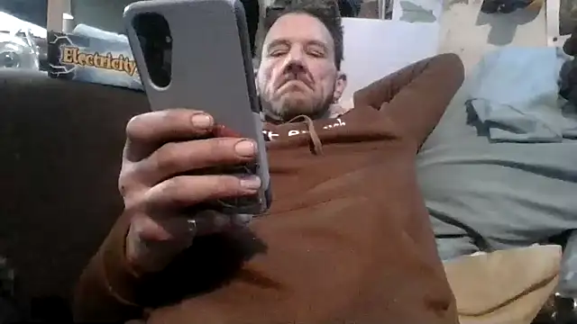 gettinit2wice online show from December 1, 3:42 am