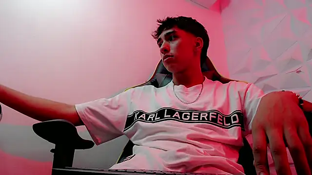 Jake tripp online show from December 10, 4:34 am