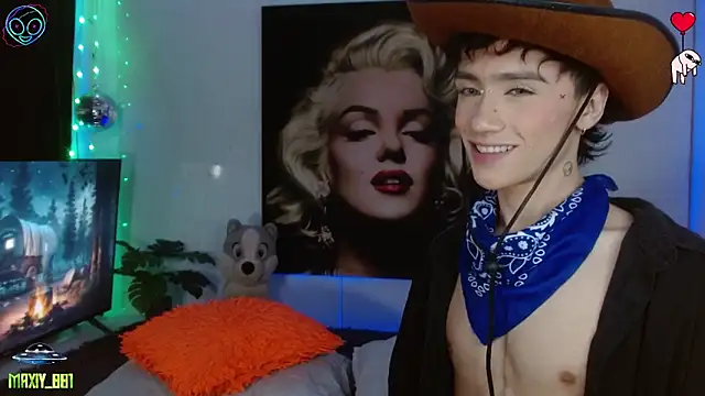 maxiy 001 online show from May 29, 4:11 am