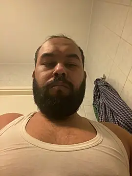 malout123J online show from March 15, 6:14 pm