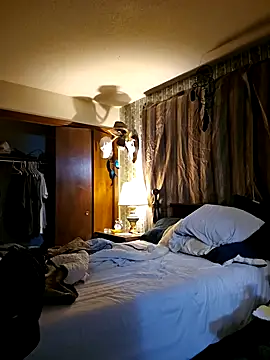 Snapshot of coolbrease10 chatting on January 7, 4:59 pm coolbrease10 online show from January 7, 4:59 pm