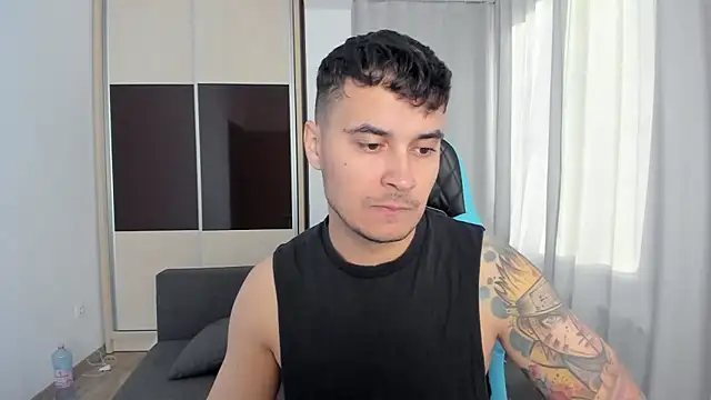 MatMalonne online show from October 21, 5:32 am