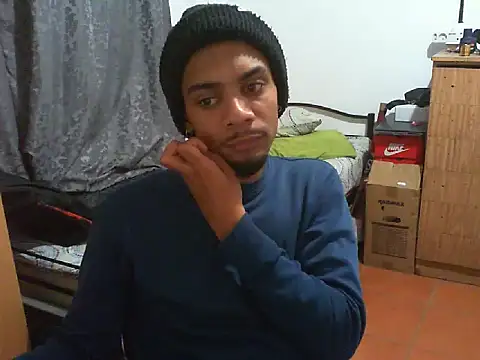 Snapshot of 29YOURZ_28_ chatting on October 2, 6:12 pm 29YOURZ 28 online show from October 2, 6:12 pm