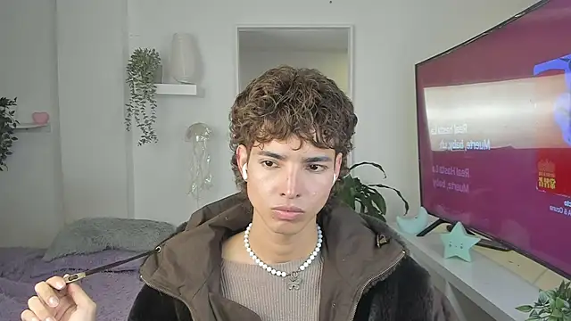 santy-kitty online show from November 27, 12:47 am