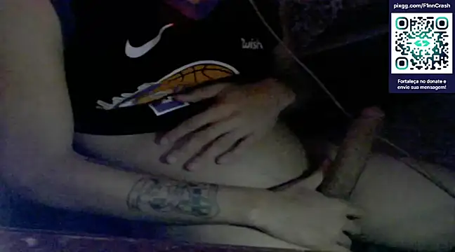 iCrashzin online show from February 5, 2:40 am