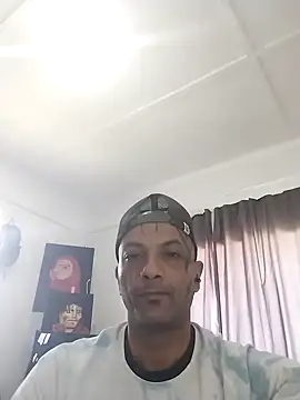 Daretodeviate online show from December 4, 11:06 am