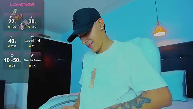 Lobo 17  online show from November 18, 3:43 am