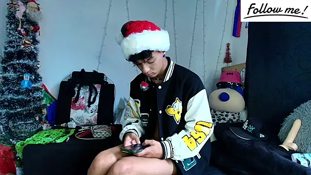 twink sebas  online show from December 25, 3:06 pm