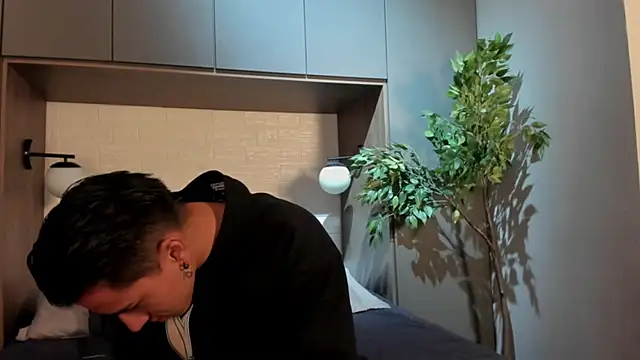 Andy Joy  online show from September 11, 11:31 am