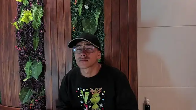 Andy Joy  online show from December 4, 11:28 am