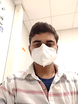 Snapshot of Ishan003 chatting on January 11, 12:07 pm Ishan003 online show from January 11, 12:07 pm