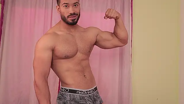 Snapshot of freddsexxx chatting on December 2, 12:38 pm freddsexxx online show from December 2, 12:38 pm