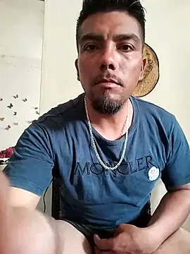 Snapshot of alfredyy55 chatting on October 18, 11:53 pm alfredyy55 online show from October 18, 11:53 pm