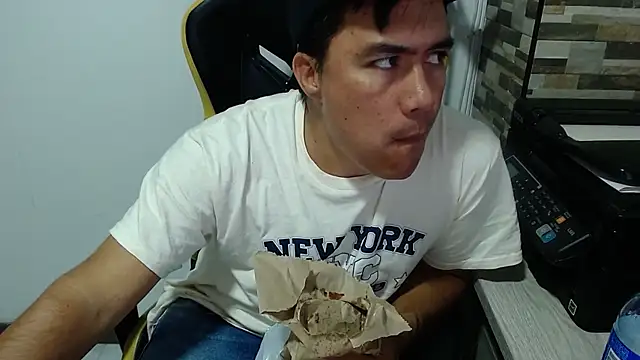 Jhonatan Morales S online show from November 3, 10:22 pm