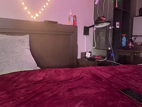 ChillzPnp online show from March 20, 11:45 pm