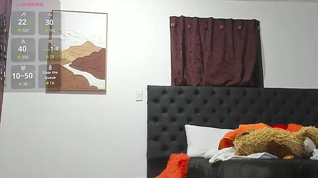 nakedfoam1 online show from April 9, 3:59 am