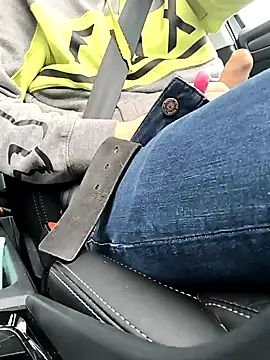 geilehecke1 online show from November 6, 7:33 am