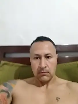 michaelGmathxxx online show from December 6, 4:58 am