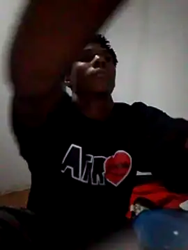 Percybr4561 online show from November 6, 7:17 pm