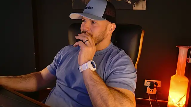 AngeloEric online show from February 13, 1:27 pm