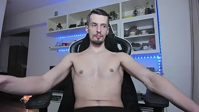 ToddClaytonn online show from December 14, 11:01 pm