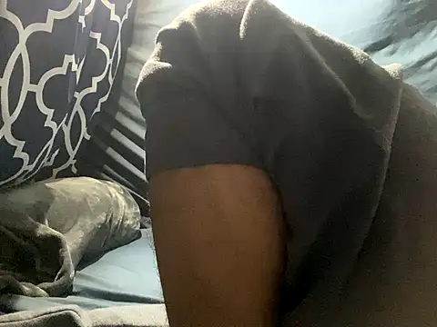 BigMac1596 online show from October 4, 12:59 am