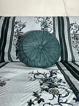 Hot budddy online show from January 21, 12:46 pm