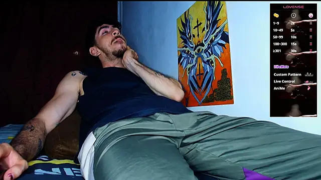 Thomass00 online show from November 26, 11:19 pm