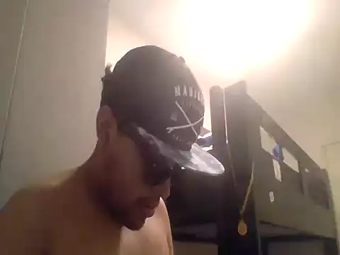 mateomalp675 90 online show from May 15, 2:03 pm
