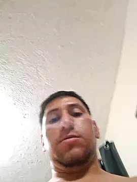 littleboyhot95 online show from February 6, 1:24 am