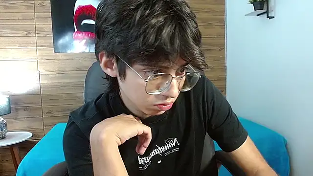 jhoellx online show from December 2, 7:39 pm