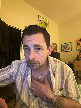 Snapshot of defbond420 chatting on January 23, 9:50 pm defbond420 online show from January 23, 9:50 pm