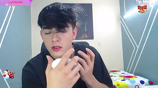 nolan twink1 online show from December 13, 6:38 pm