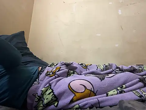 oscaar mb22 online show from December 4, 12:39 am