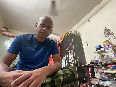 Snapshot of SammyChocolateIndian chatting on March 4, 9:51 am SammyChocolateIndian online show from March 4, 9:51 am