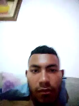 Cr7gAbdk online show from March 25, 3:27 pm