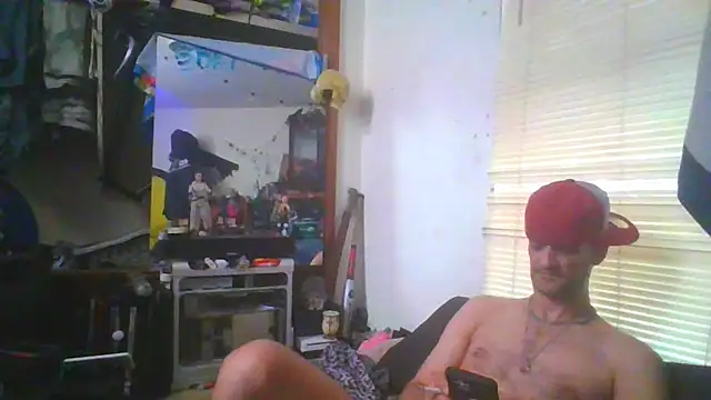 Snapshot of slinginbigD chatting on February 12, 3:05 pm slinginbigD online show from February 12, 3:05 pm