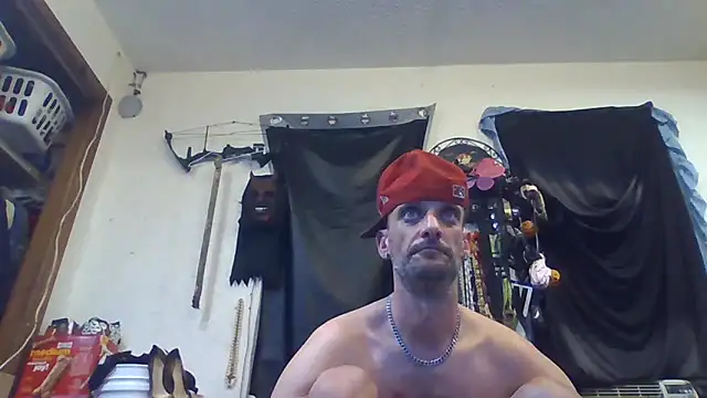 Snapshot of slinginbigD chatting on September 21, 1:39 am slinginbigD online show from September 21, 1:39 am