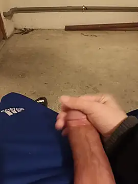 casper0303 online show from March 2, 4:25 pm