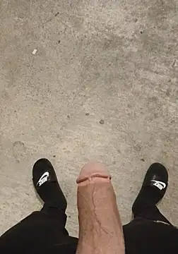 casper0303 online show from September 14, 9:44 am